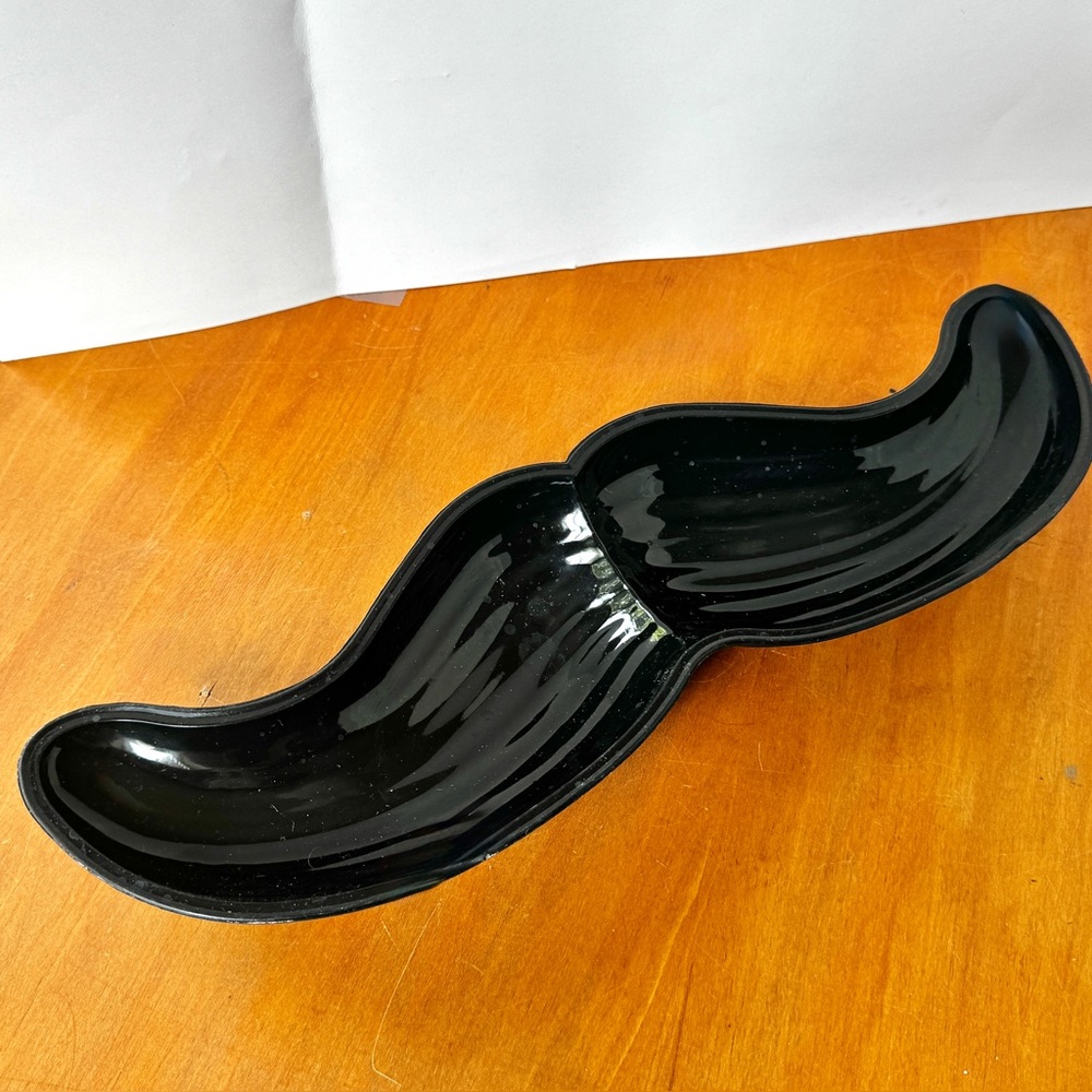 Mustache Cake Pan, silicone bakeware